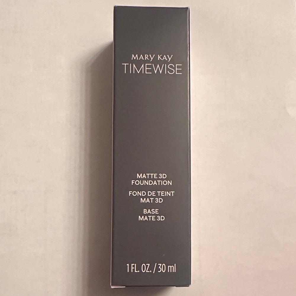 Mary Kay Timewise Matte 3D Foundation - Gray